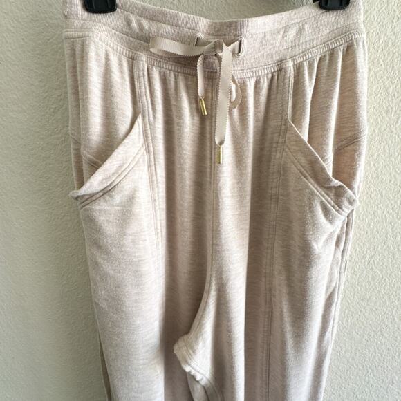 Lululemon Heathered Cashew Still Chill Jogger Pants Womens Pull On Size 2 - Picture 6 of 11